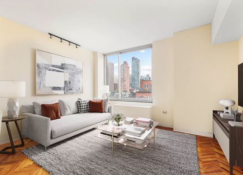 9d-360 E 88th St, New York, NY, 10128-4985 | Card Image