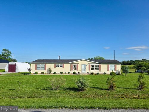 109 Drake Ave, FALLING WATERS, WV, 25419-3811 | Card Image