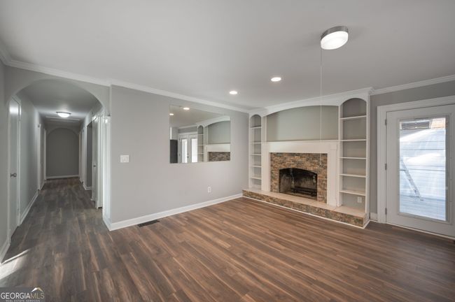 2030 Starlight Dr, House other with 5 bedrooms, 2 bathrooms and null parking in Marietta GA | Image 12