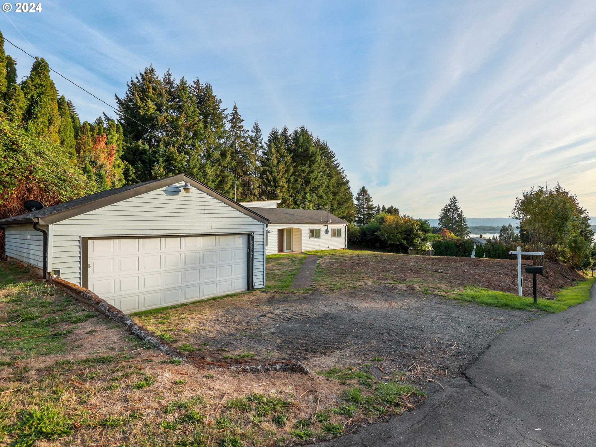 Fruit Valley Rd, Vancouver, WA 98665