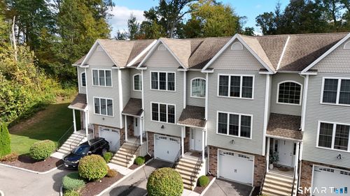 23-23 Oak Branch Dr, Brookfield, CT, 06804-2079 | Card Image