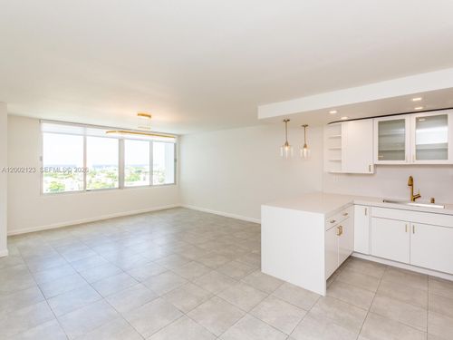 1432-1000 West Ave, Miami Beach, FL, 33139-4729 | Card Image