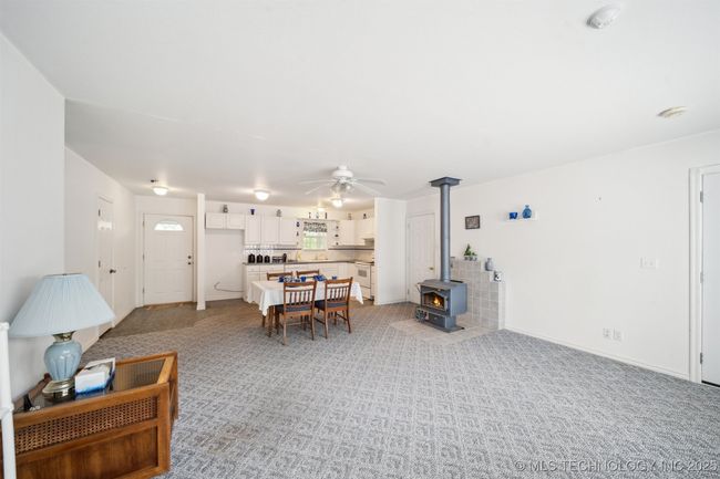 857 Bayshore Dr, House other with 3 bedrooms, 2 bathrooms and null parking in Sand Springs OK | Image 8