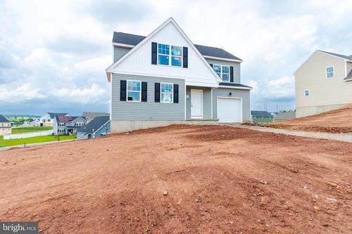 94-277 Valley View Cir, YORK, PA, 17408-6269 | Card Image