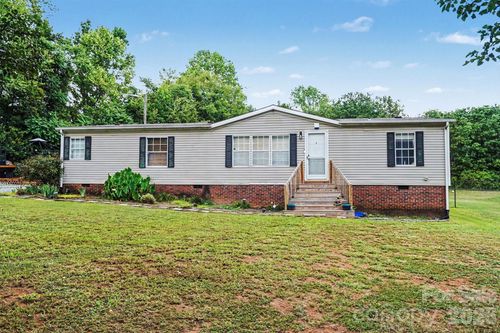 216 Westlee St, Shelby, NC, 28150-7043 | Card Image