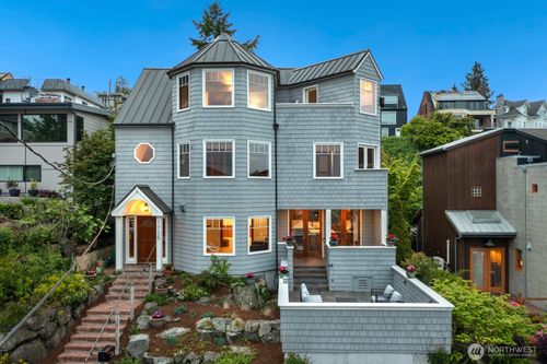 1725 Arch Ave Sw, Seattle, WA, 98116-2008 | Card Image