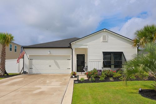 71 S Reindeer Rd, Surfside Beach, SC, 29575-6206 | Card Image