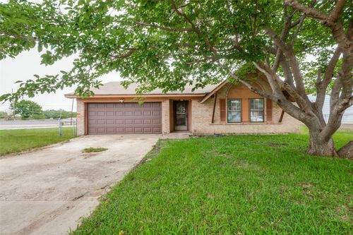2654 Arlington Ln, Lancaster, TX, 75134-2438 | Card Image