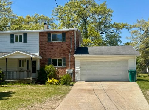 9502 B Montana St, Oscoda, MI, 48750-1917 | Card Image