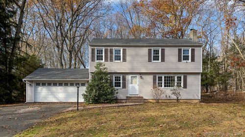 11 Alder Lane, Newtown, CT, 06482 | Card Image