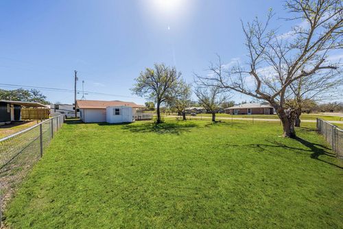 3502 Sagebrush Trl, Kingsland, TX, 78639-4308 | Card Image