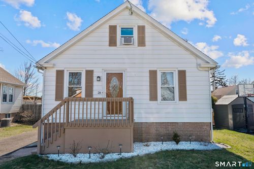 28 Iver Ave, East Haven, CT, 06512-3347 | Card Image