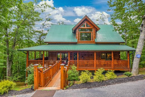 2017 Smoky Cove Road, Sevierville, TN, 37876 | Card Image