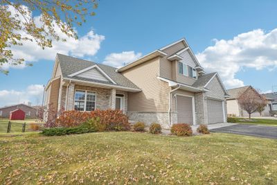 1013 Fairway Drive Se, House other with 6 bedrooms, 2 bathrooms and null parking in New Prague MN | Image 2