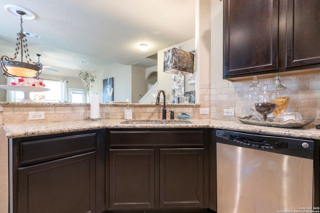 608 Saddlehorn Way, House other with 4 bedrooms, 3 bathrooms and null parking in Cibolo TX | Image 9