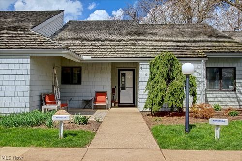 16-16 Sawmill Creek Drive W., Huron, OH, 44839 | Card Image