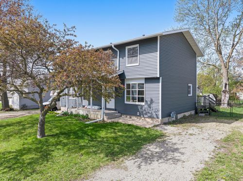 11 1/2 8th Ave Nw, Kasson, MN, 55944-1137 | Card Image