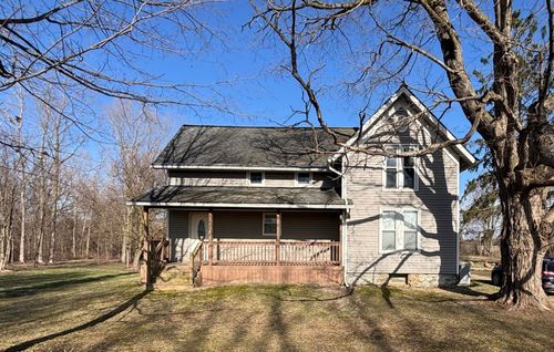 13947 Byron Rd, Byron, MI, 48418-9778 | Card Image