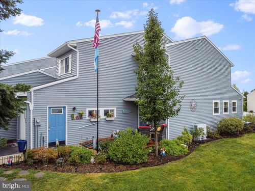 108 Antietam Dr, WAYNESBORO, PA, 17268-1732 | Card Image