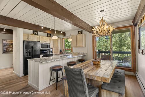 slope-201-855 Carriage Way, Snowmass Village, CO, 81615-5469 | Card Image