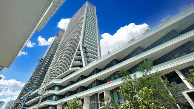 811 - 50 Ordnance St, Condo with 3 bedrooms, 2 bathrooms and 1 parking in Toronto ON | Image 4