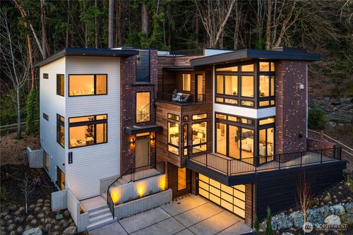 7128 Ne 119th Ln, Kirkland, WA, 98034-2439 | Card Image