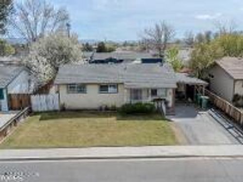 1585 Greenbrae Dr, Sparks, NV, 89431-2901 | Card Image