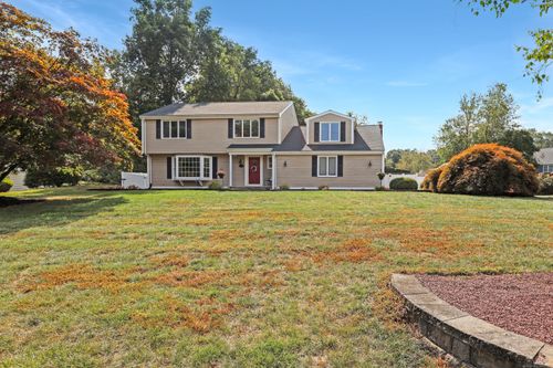 231 Brooke Meadow Rd, Berlin, CT, 06037-2807 | Card Image