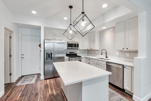 4536 W Cave Run Ln, South Jordan, UT, 84009-5703 | Card Image