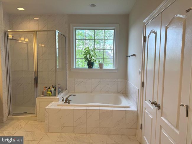 24814 Barrington Grove Ct, House other with 5 bedrooms, 5 bathrooms and null parking in Aldie VA | Image 42