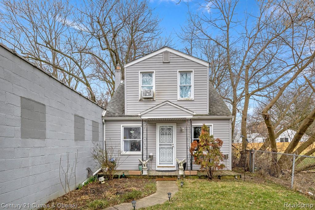 Ecorse Rd, Taylor, MI 48180