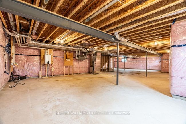 52 E Glen Dr, House other with 3 bedrooms, 3 bathrooms and 3 parking in Arkona ON | Image 36