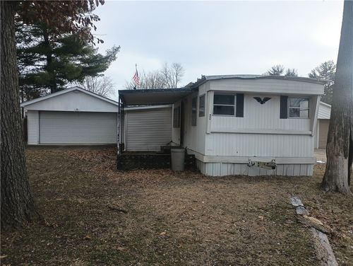 109 Emily Dr, Oakwood, IL, 61858-9547 | Card Image