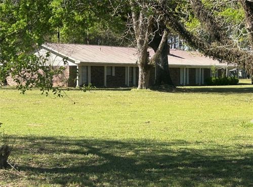 557 Layfield Rd, Coushatta, LA, 71019-4047 | Card Image