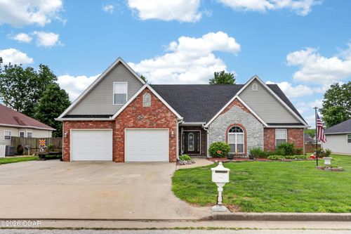 120 Jared Blvd, Webb City, MO, 64870-9214 | Card Image