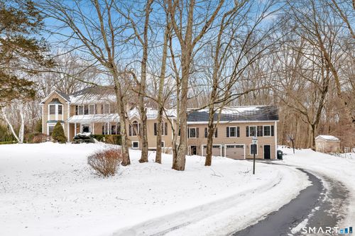 20 Blanket Meadow Rd, Monroe, CT, 06468-1098 | Card Image