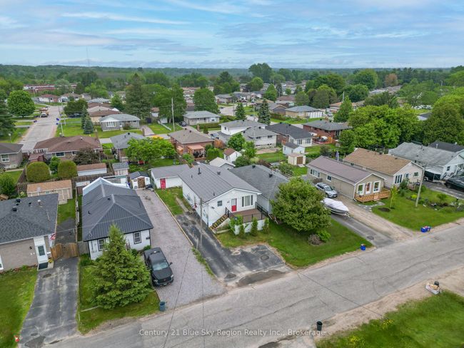 84 Gladstone Ave, House other with 4 bedrooms, 2 bathrooms and 5 parking in North Bay ON | Image 39