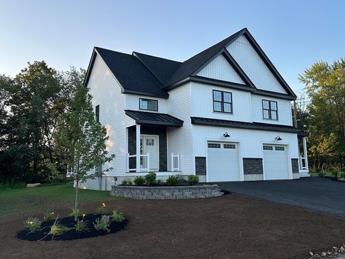 3-3 Leos Way, Sterling, MA, 01564-2394 | Card Image