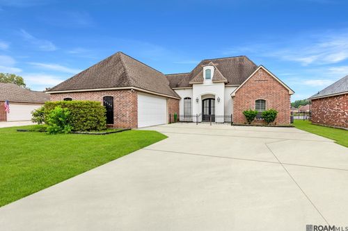 34184 Fountain View Dr, Walker, LA, 70785-3429 | Card Image