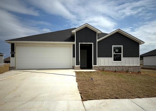 6420 Newark Dr, Alexander, AR, 72002-8092 | Card Image