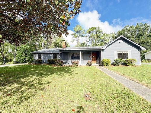 2710 Clayton Dr, Valdosta, GA, 31602-7236 | Card Image