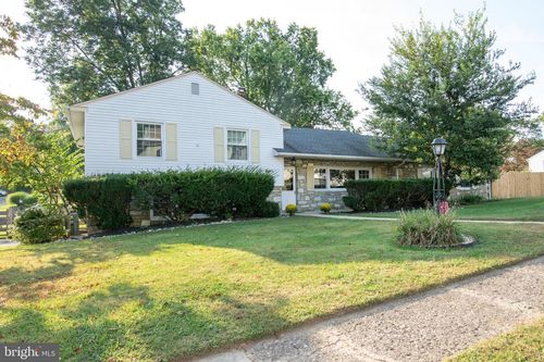 953 Old Ford Rd, HUNTINGDON VALLEY, PA, 19006-8604 | Card Image