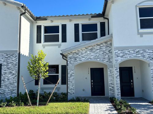 1154 Se 2nd St, Florida City, FL, 33034-5783 | Card Image