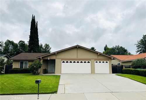 26051 Lawton Ave, Loma Linda, CA, 92354-3836 | Card Image