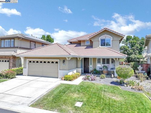 675 Merritt Ct, Discovery Bay, CA, 94505-2664 | Card Image