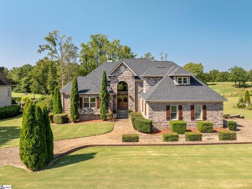 677 Driftwood Dr, Greer, SC, 29651-7400 | Card Image