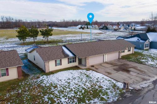1402 Montebello Dr, Herrin, IL, 62948-4082 | Card Image