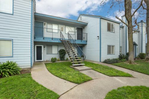 apt-106-445 Almond Dr, Lodi, CA, 95240-6374 | Card Image