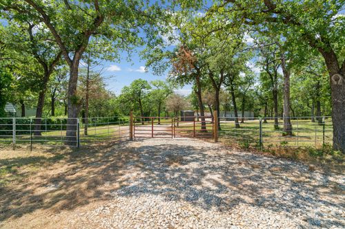 1385 County Road 1340, Chico, TX, 76431-2625 | Card Image
