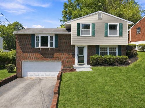167 Crescent Garden Dr, Penn Hills, PA, 15235-3539 | Card Image